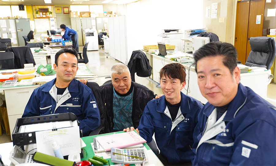 四日市合同青果株式会社<br><br><p>産地のドラマを知り<br>マーケットを読む<br>地域食材流通のバランサー</p>